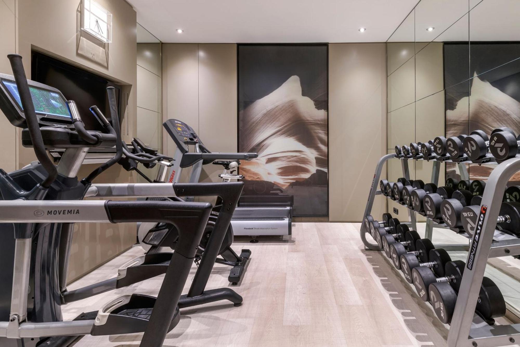 Ac Hotel Ciutat De Palma By Marriott Ngoại thất bức ảnh