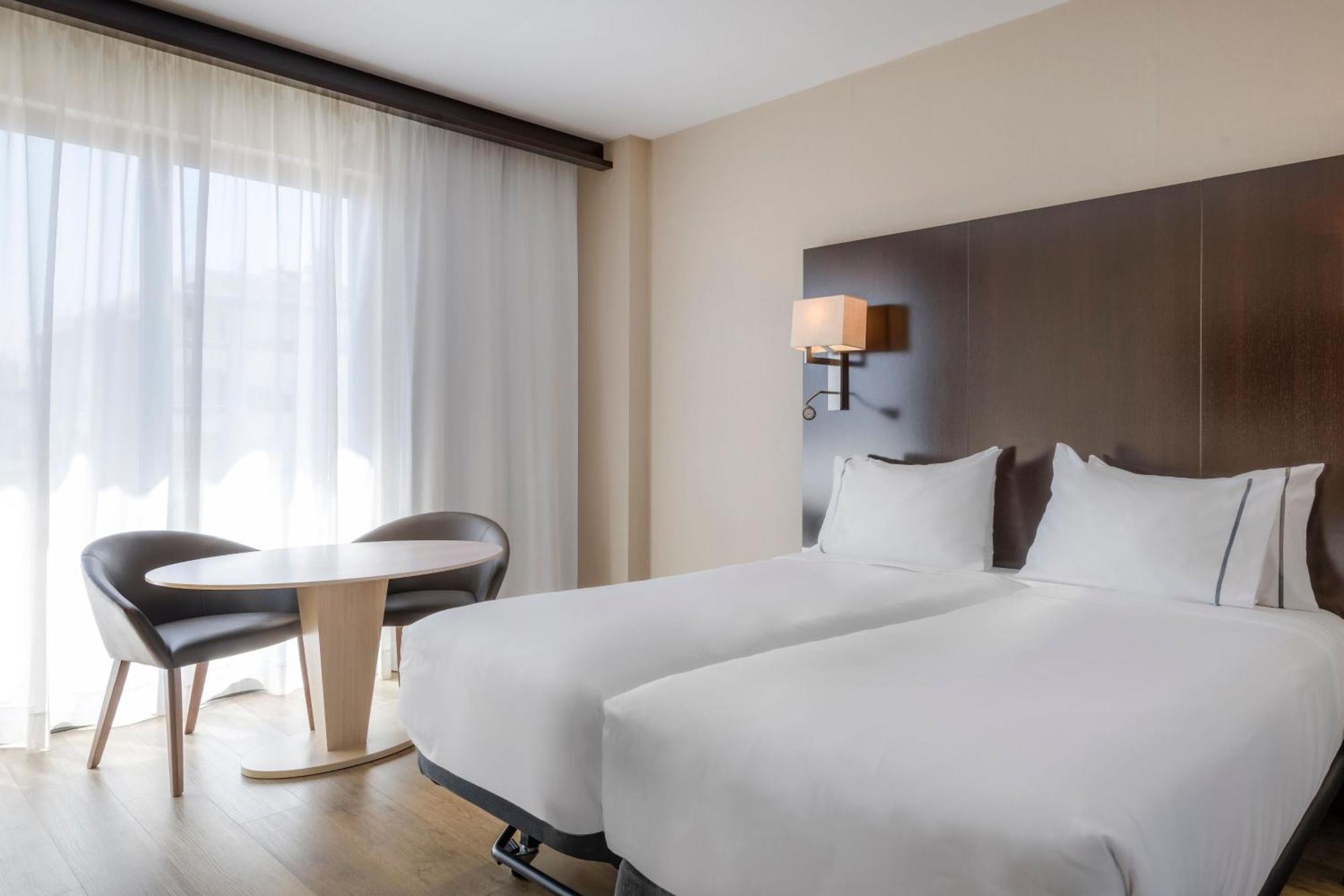 Ac Hotel Ciutat De Palma By Marriott Ngoại thất bức ảnh