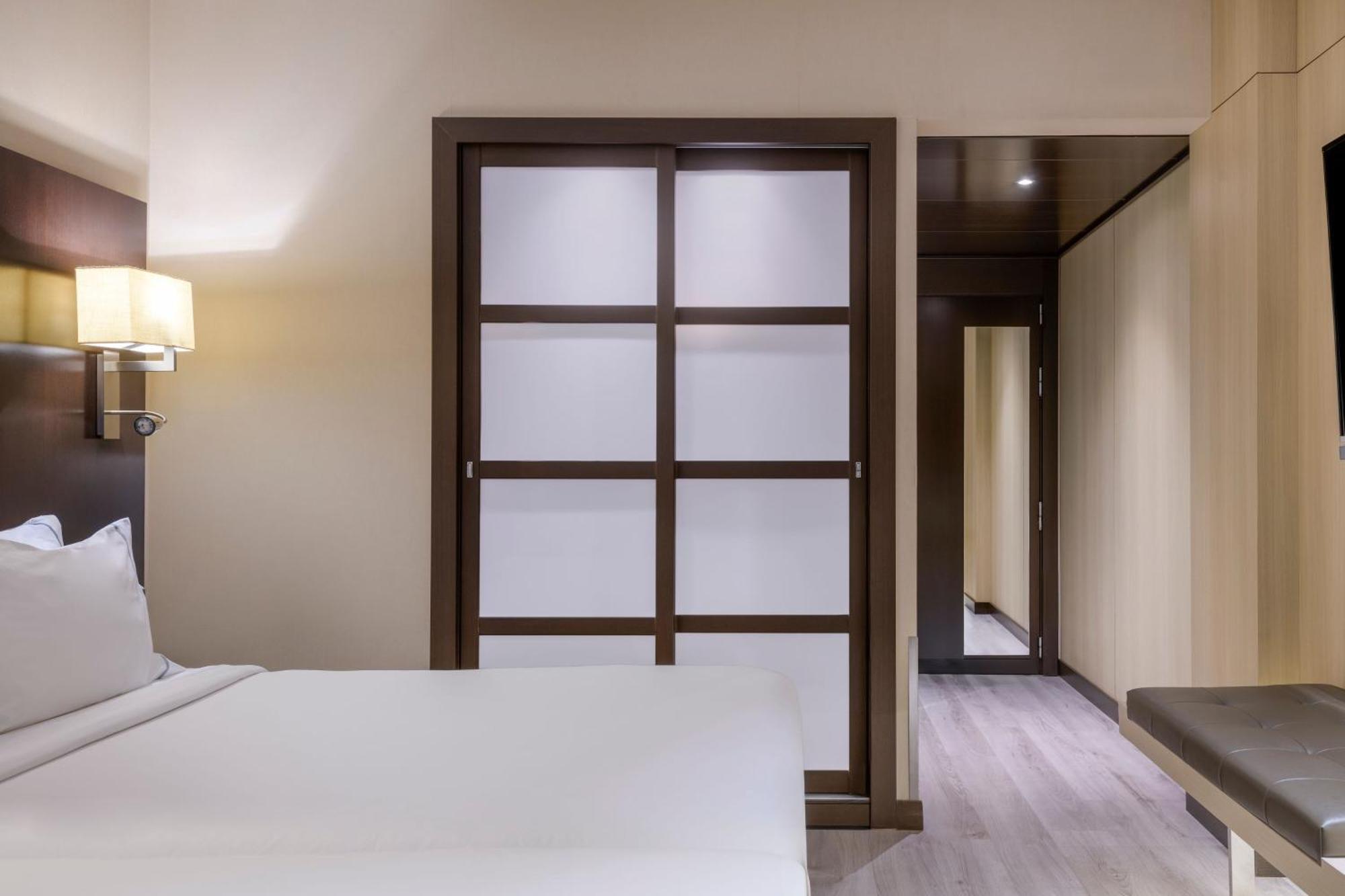 Ac Hotel Ciutat De Palma By Marriott Ngoại thất bức ảnh