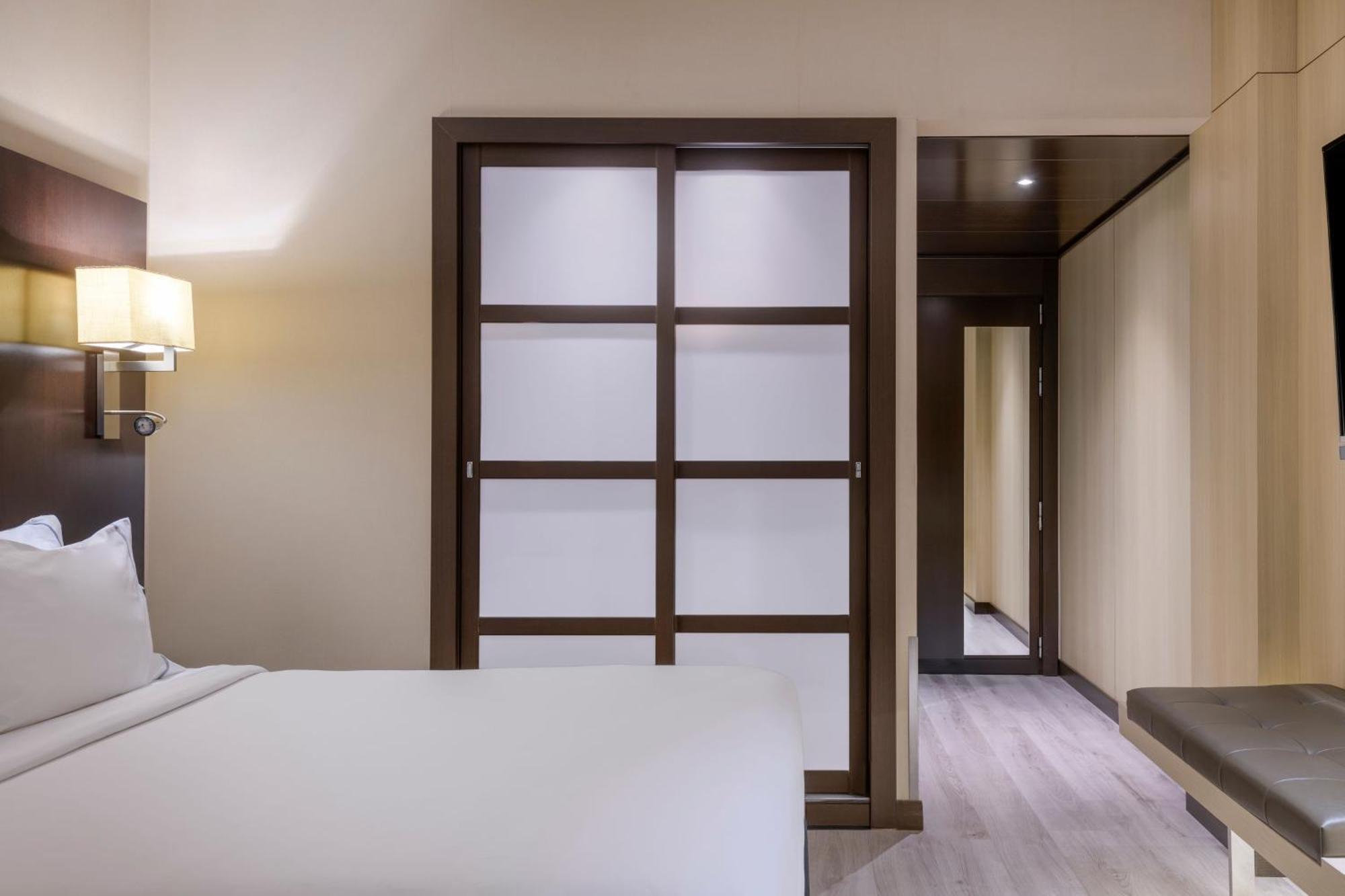 Ac Hotel Ciutat De Palma By Marriott Ngoại thất bức ảnh